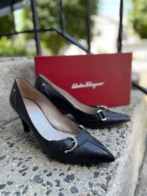 Salvatore deals Ferragamo Pumps